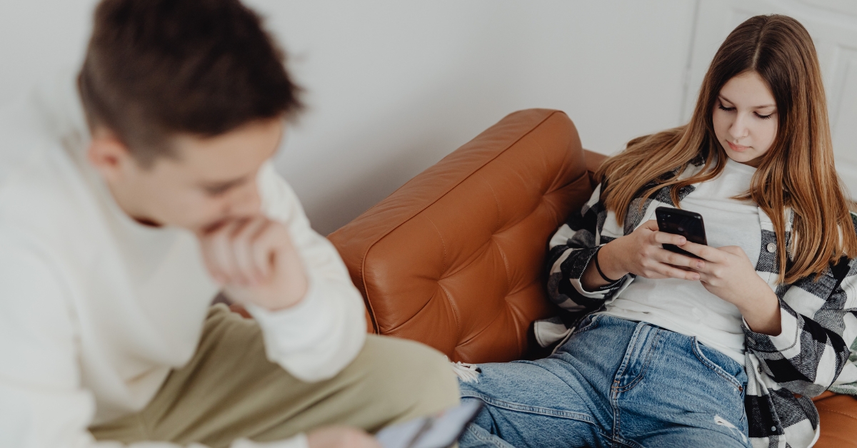 Why Bids for Connection Matter More Than You Think